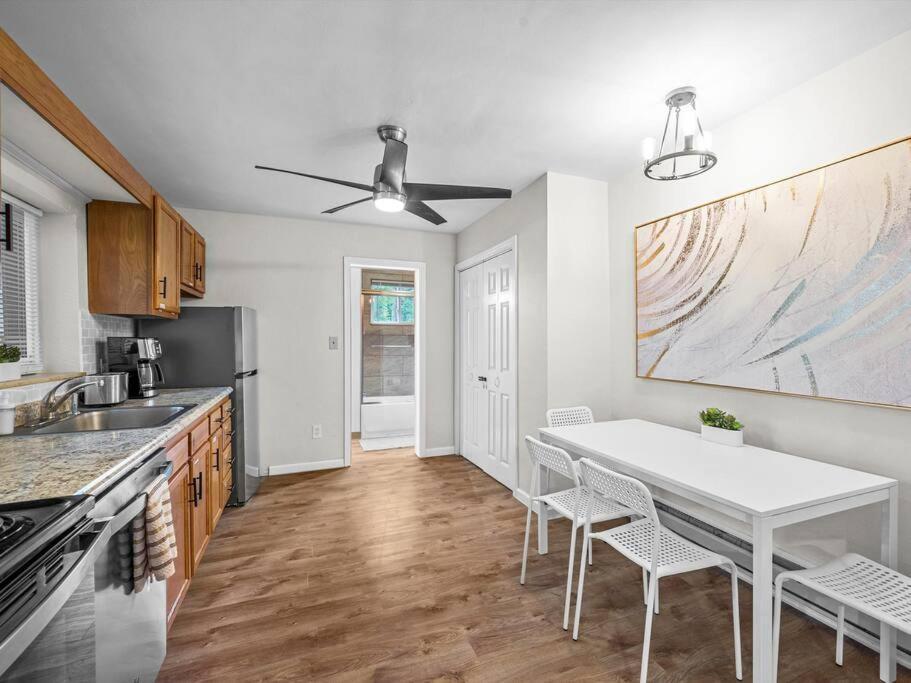 Bloomfield, Pittsburgh Large And Accessible 3 Bedroom Apr With Free Parking Exterior foto